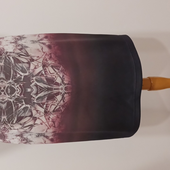 Dex "The Suit Shop" Abstract Print Stretch Scuba Dress- Sz. Sm - Picture 4 of 13